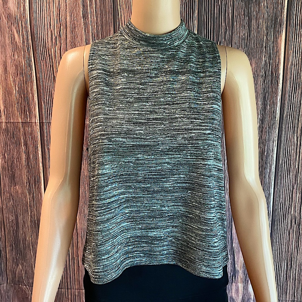 Nordstrom Light Before Dark size small gray and white boho sleeveless blouse